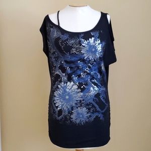 CS Color Swatch Floral Print Black Top
